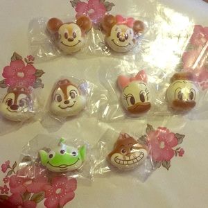 Disney head bun squishy